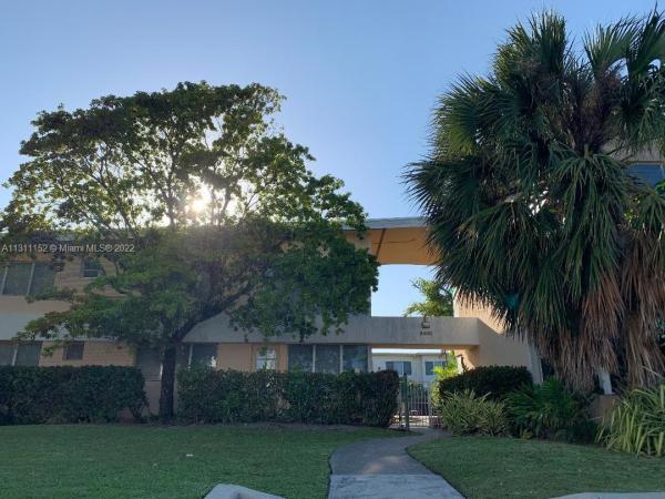9400 Condo, 9400 E Bay Harbor Dr #6, Bay Harbor Islands, Florida 33154, image 1