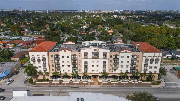 Granada Grand, 5271 SW 8th St #301, Miami, Florida 33134, image 1