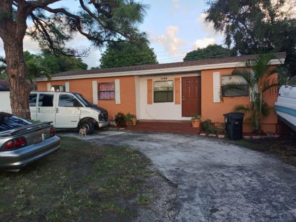 Golden Ridge, 2200 NW 31st Ave, Fort Lauderdale, Florida 33311, image 1