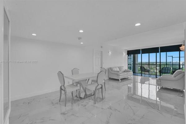 Coronado Tower 1, 20335 W Country Club Dr #1502, Aventura, Florida 33180, image 2