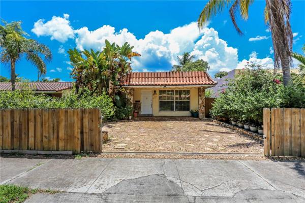 Hollywood Lakes, 1610 Adams St, Hollywood, Florida 33020, image 2