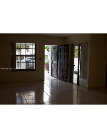 Lakes Of Acadia, 19451 NW 54th Pl, Miami Gardens, Florida 33055, image 2