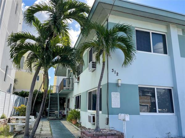 Hollywood Central Beach, 312 Elm St, Hollywood, Florida 33019, image 1