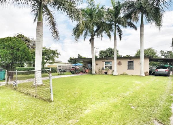 Leisure City Residential, 29125 Kansas Rd, Leisure City, Florida 33033, image 2