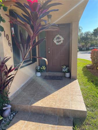 Herons Landing At Pembroke Lakes South, Pembroke Pines, Florida 33025, image 1