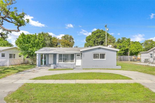 Academy Award, 3881 NW 7th St, Lauderhill, Florida 33311, image 1