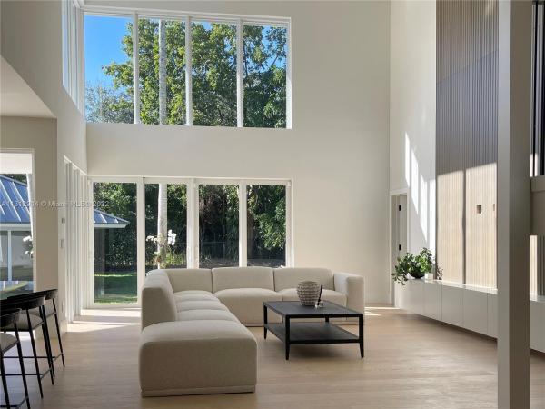 Avocado Land, 6270 SW 102nd St, Pinecrest, Florida 33156, image 1