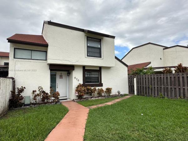 Spring Lakes Village, 670 NW 101st Pl #1-14, Fountainebleau, Florida 33172, image 1