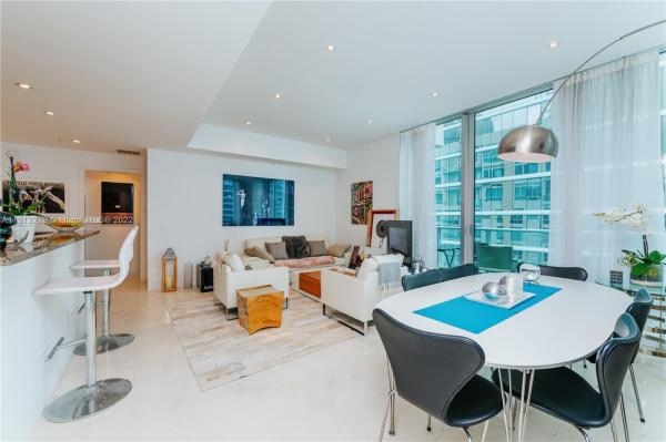 Met 1, 300 S Biscayne Blvd #3702, Miami, Florida 33131, image 2