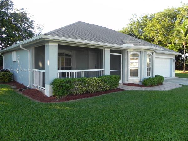 North Gate, 550 SE 18th Ln, Homestead, Florida 33033, image 2