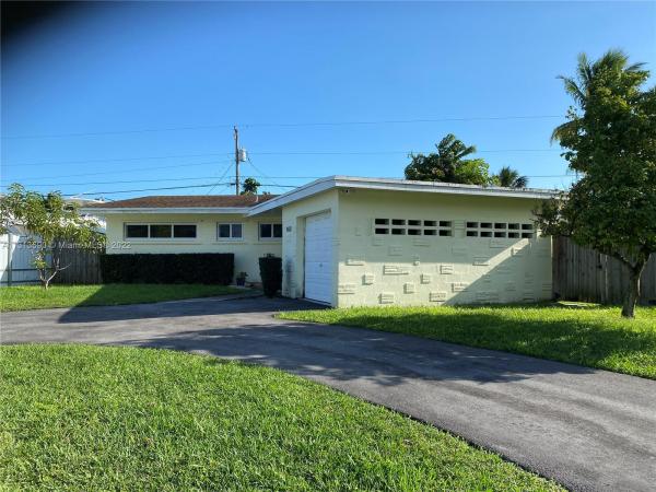 South Coral Homes, 9630 Haitian Dr, Cutler Bay, Florida 33189, image 2