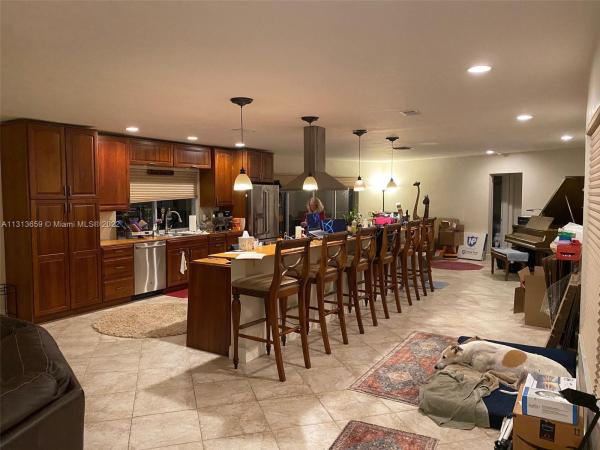 Sunset Isles, 1601 N 29th Ct, Hollywood, Florida 33020, image 1
