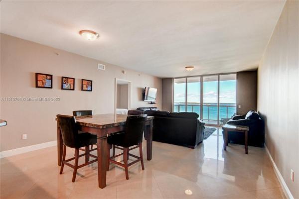Marina Grande Club & Residences, 2650 Lake Shore Dr #1204, Riviera Beach, Florida 33404, image 2