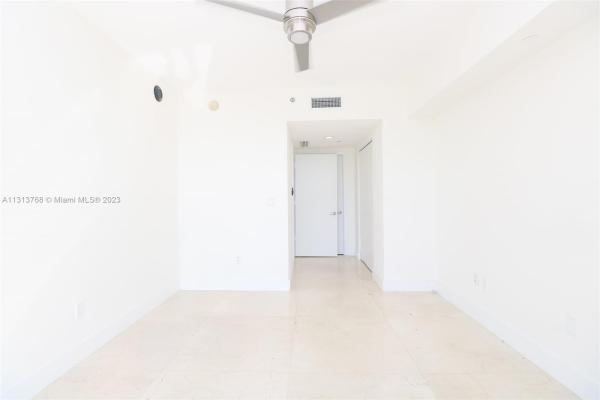 Icon Brickell Tower 2, 495 Brickell Ave #5011, Miami, Florida 33131, image 1