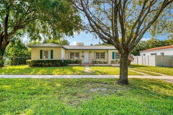 Dunnings Miami Shores, 42 NE 106th St, Miami Shores, Florida 33138, image 2