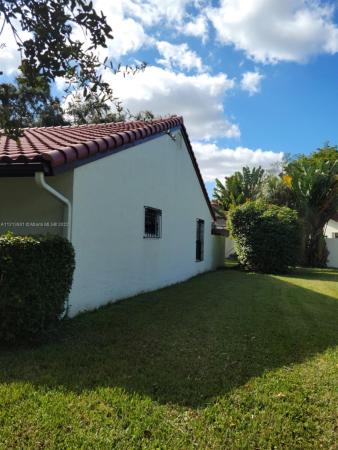 Town Villas In The Crossings, 11026 SW 133rd Pl #11026, The Crossings, Florida 33186, image 1