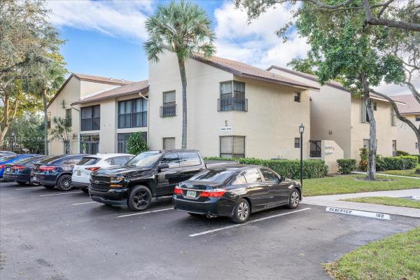 Karanda Village 3, 3699 Cocoplum Cir #3538, Coconut Creek, Florida 33063, image 1