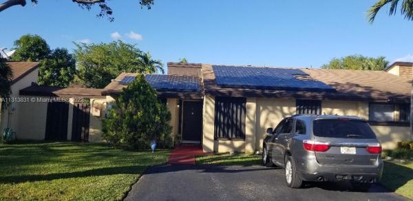 Woodgate East, 12719 SW 71st Ter, Kendale Lakes, Florida 33183, image 1