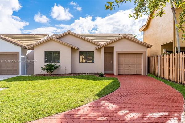 Pelican Point At The Hammocks, 14876 SW 96th Ter, The Hammocks, Florida 33196, image 1