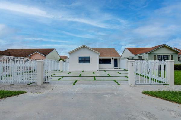 Leslie Patio Homes, 20314 NW 32nd Pl, Miami Gardens, Florida 33056, image 1