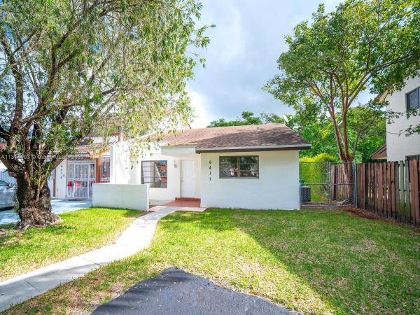 Arborgate Patio Homes At Kendall Lakes East, 6417 SW 135th Ave, Kendale Lakes, Florida 33183, image 1