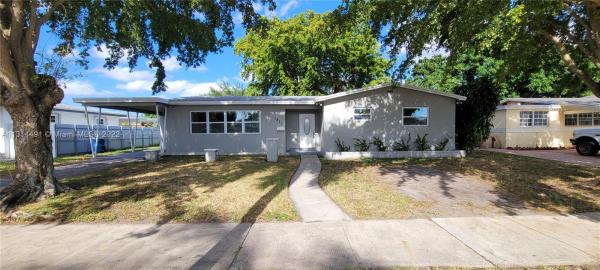 Scott Lake Manor, 1431 NW 175th St, Miami Gardens, Florida 33169, image 2