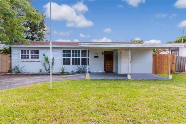 Fleetwood Manor, 6450 Roosevelt St, Hollywood, Florida 33024, image 1