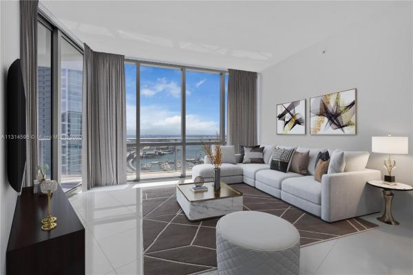 Paramount Miami Worldcenter, 851 NE 1st Ave #3809, Miami, Florida 33132, image 2
