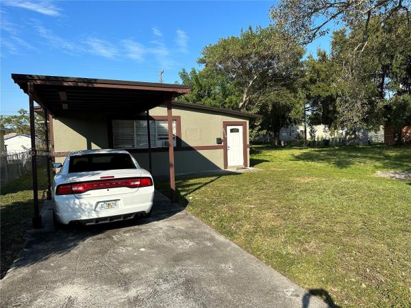 Liberia, Hollywood, Florida 33020, image 2