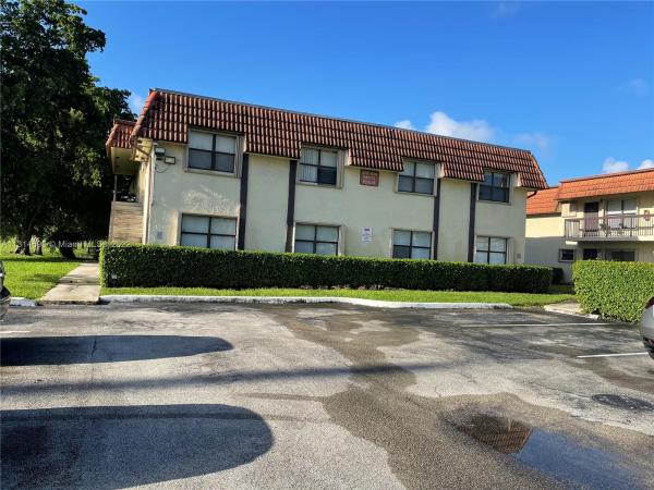 Palm Place, 10000 NW 6th Ct #102, Pembroke Pines, Florida 33024, image 1