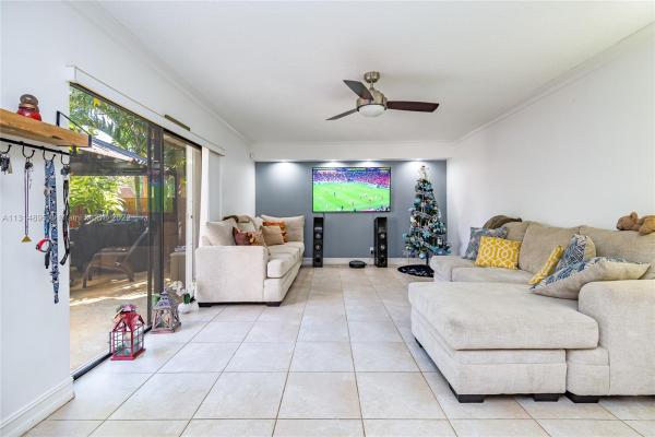 Waterford Courtyards At Crystal Lakes North, 2852 N Waterford Dr #2852, Deerfield Beach, Florida 33442, image 1