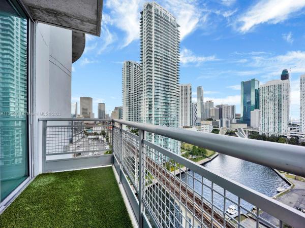 Neo Vertika, 690 SW 1st Ct #1904, Miami, Florida 33130, image 2