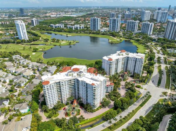 Turnberry Village South Tower, 19900 E Country Club Dr #318, Aventura, Florida 33180, image 1
