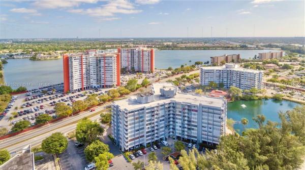 Wilshire, 1300 NE Miami Gardens Dr #517E, Ojus, Florida 33179, image 1