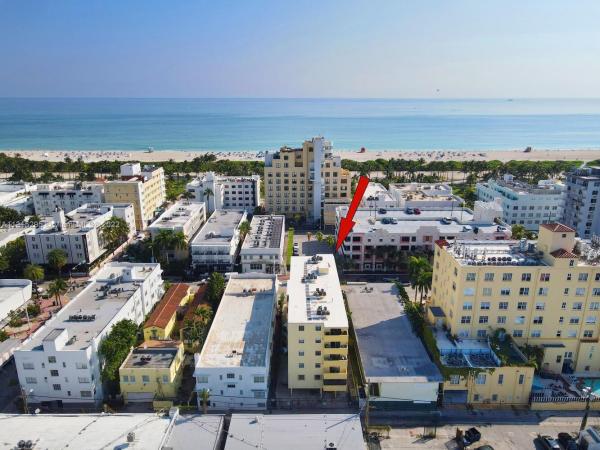 Collins Plaza, 1334 Collins Ave #202, Miami Beach, Florida 33139, image 1