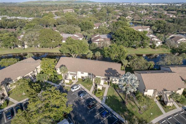 Karanda Village 2, 4249 S Carambola Cir S #2698, Coconut Creek, Florida 33066, image 1