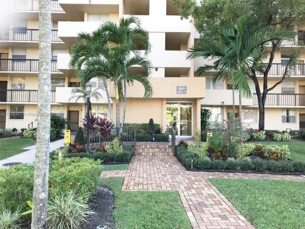 Environ 2, 3841 Environ Blvd #536, Lauderhill, Florida 33319, image 1