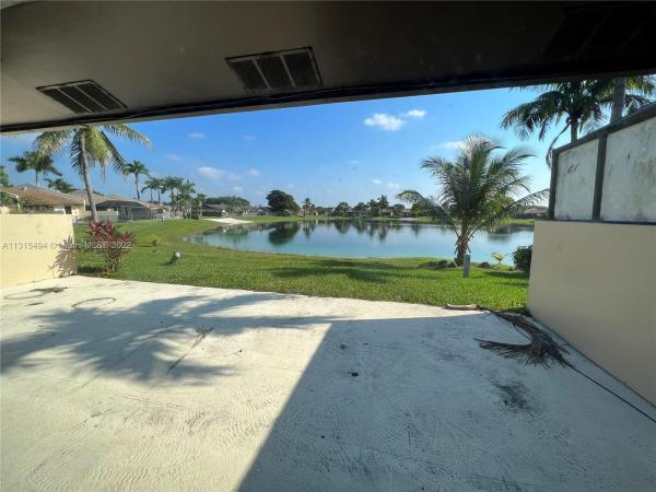 Devon Aire Villas, 11559 SW 124th Ct, The Crossings, Florida 33186, image 2