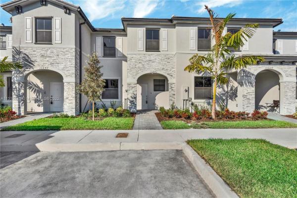 Pine Vista, 13243 SW 286th St #13243, Leisure City, Florida 33033, image 2