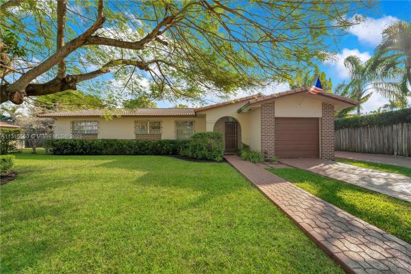 2021 SW 100th Ave, University Park, Florida 33165, image 2