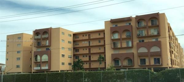 Golden Gate, 460 E 23rd St #207, Hialeah, Florida 33013, image 1