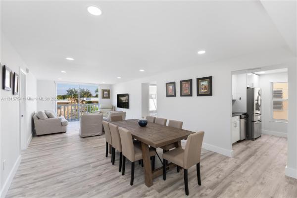 Colonnade Bay, 8530 Byron Ave #307, Miami Beach, Florida 33141, image 1