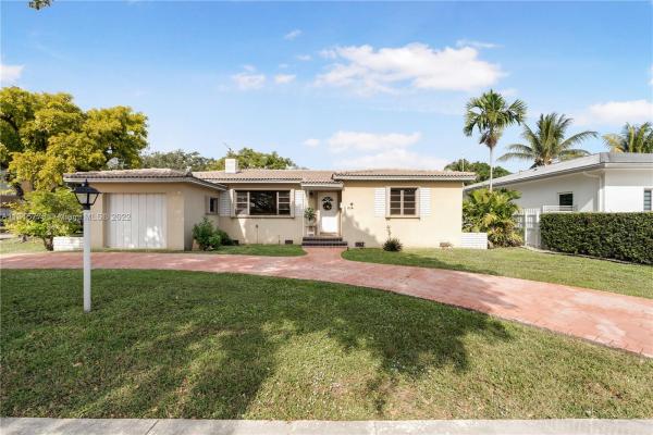Hialeah Golf Course, 1371 Westward Dr, Miami Springs, Florida 33166, image 1