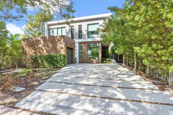 Nautilus, 4740 Alton Rd, Miami Beach, Florida 33140, image 2