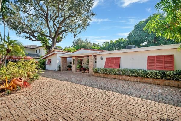 Natoma Manors, 1616 Onaway Dr, Miami, Florida 33133, image 1