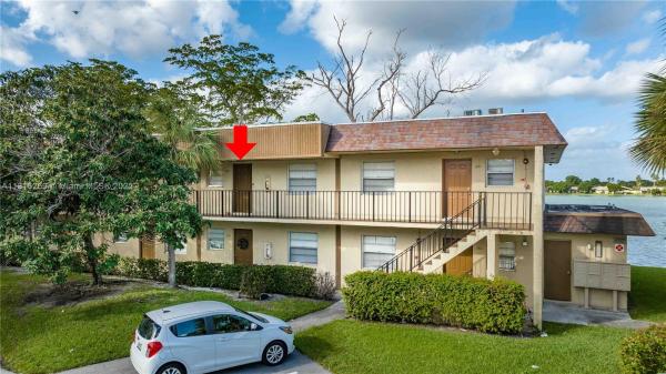 Village On The Lake, 432 Lakeside Dr #252, Margate, Florida 33063, image 1