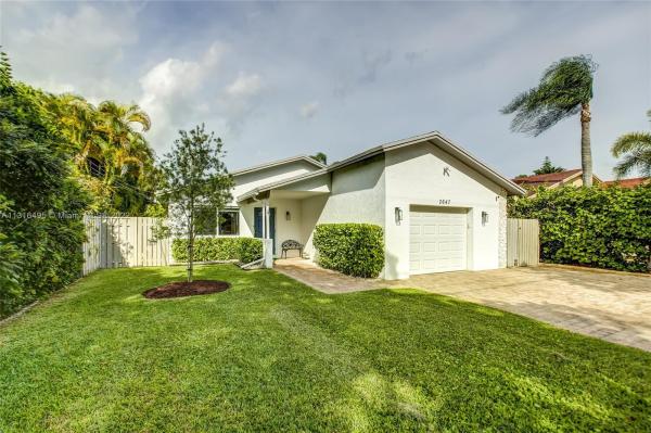 Waterview Isles, 2647 Coolidge St, Hollywood, Florida 33020, image 1