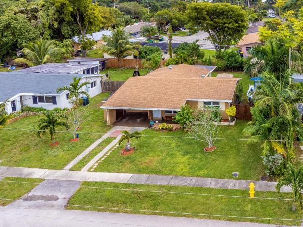 Avon Isles, 4530 SW 34th Ave, Dania Beach, Florida 33312, image 1