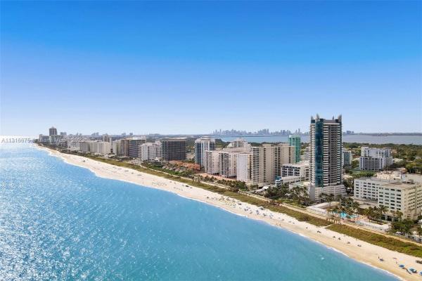 The Carriage House, 5401 SE Collins Ave #1114, Miami Beach, Florida 33140, image 2