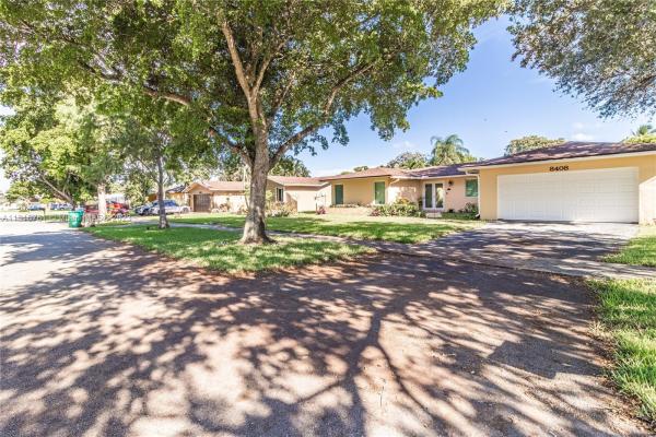 Arrowhead Country Homes, 8408 SW 26th Pl, Davie, Florida 33328, image 1